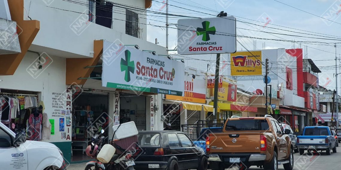 Asaltan farmacia Santa Cruz del mercado Soconusco