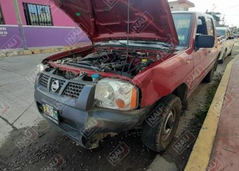 Chocan dos vehículos en la 6.ª norte y 13.ª calle poniente
