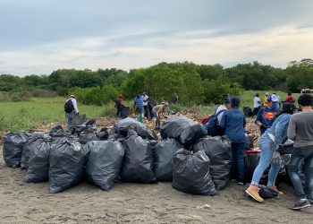 AYUNTAMIENTO INICIA BRIGADA DE LIMPIEZA DE PLAYAS TAPACHULA LIMPIA