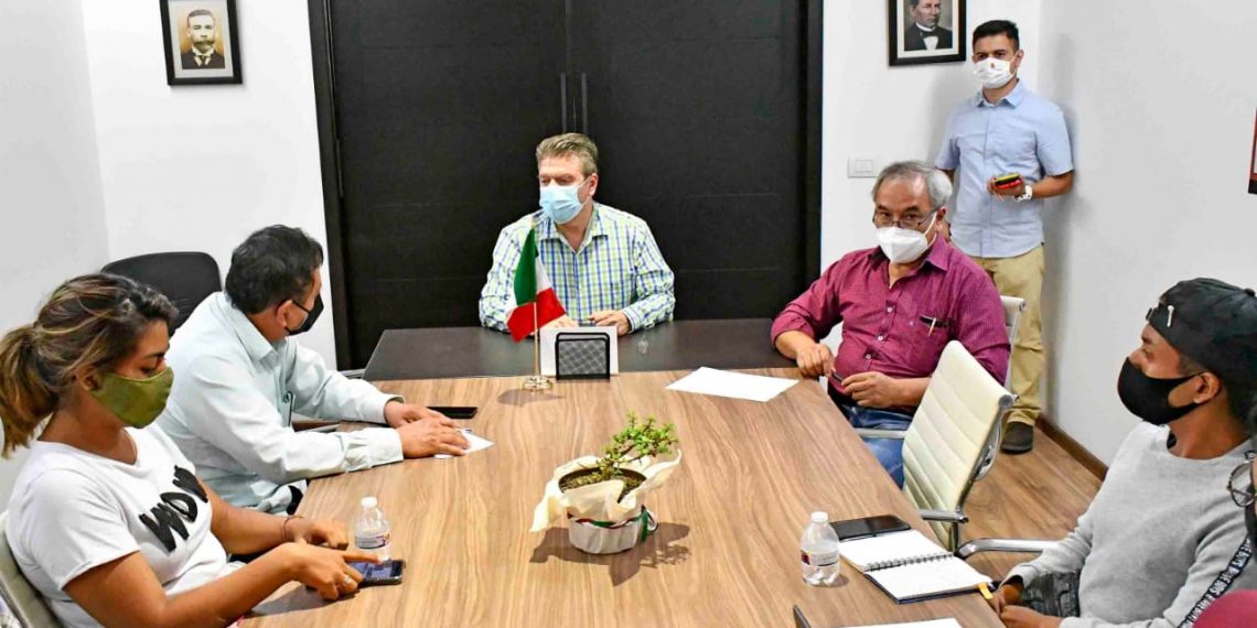 En demandas educativas este gobierno está actuando con responsabilidad: Ismael Brito