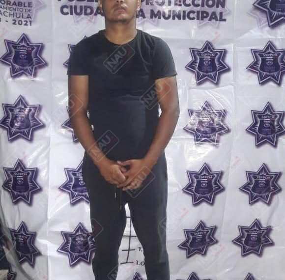 Llevaba una pistola y dos cargadores