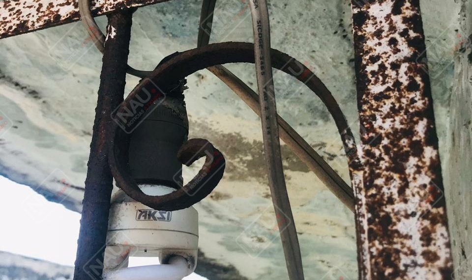 Hondureño se desmayó al sufrir una descarga eléctrica