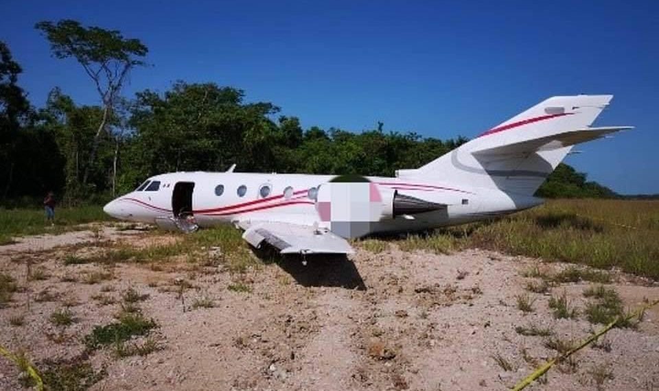 FGR OBTIENE VINCULACIÓN A PROCESO EN CONTRA DE DOS PERSONAS QUE ATERRIZARON EN AERONAVE CON COCAÍNA