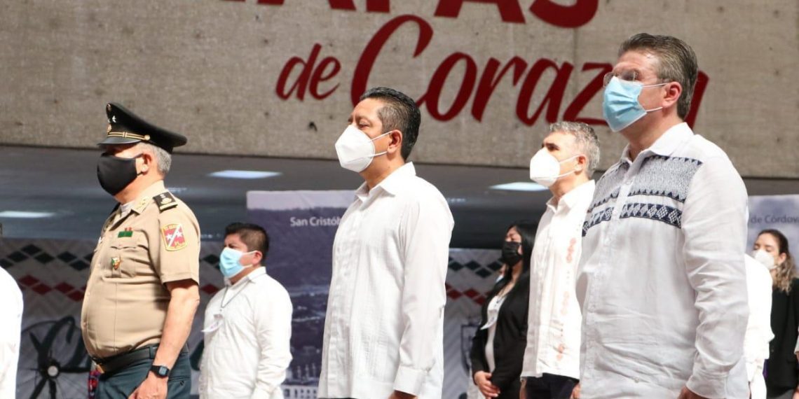 Acompaña Llaven al gobernador a ceremonia del 196 Aniversario de la Federación de Chiapas a México