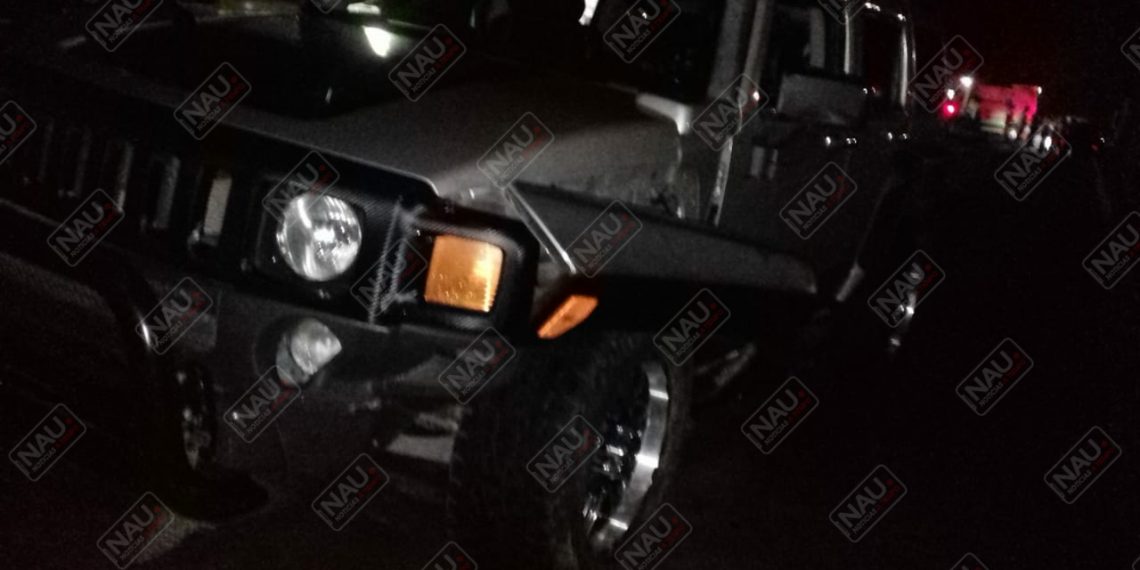 Conductora de camioneta ocasiona accidente