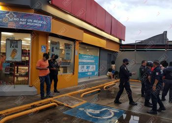 Mil 500 pesos el robo de Oxxo