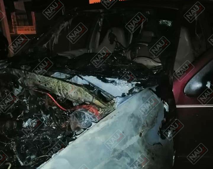 Camioneta se chocó contra una barda