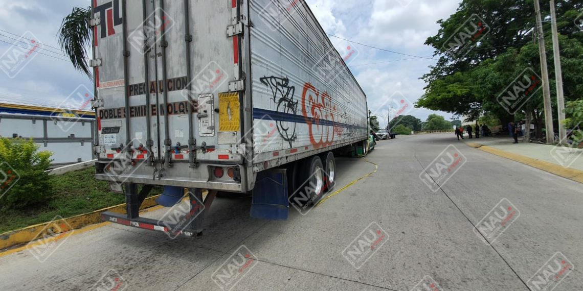 Falleció el chino, arrollado por un tráiler frente a pensión de vehículos pesados
