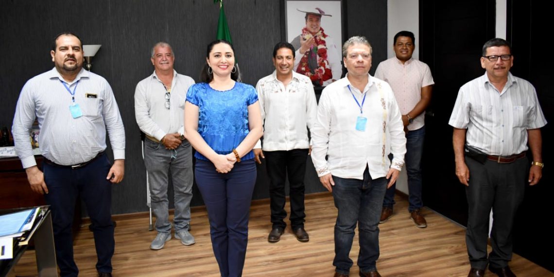 Asiste Ismael Brito a reunión sobre distribución de combustible