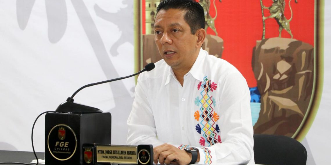 Encabeza Llaven reunión de trabajo con fiscales de Distrito y de Materia