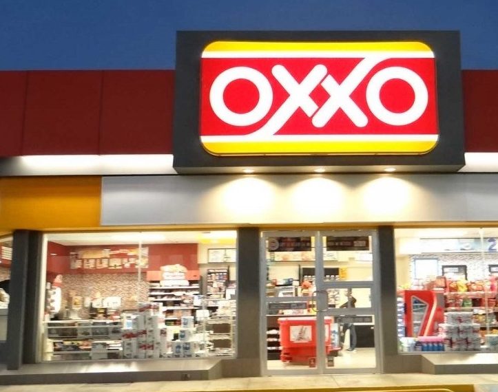 Asaltan tienda Oxxo en el centro de Tapachula