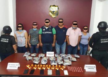 Detiene FGE a seis implicados en delito contra la salud en Tuxtla