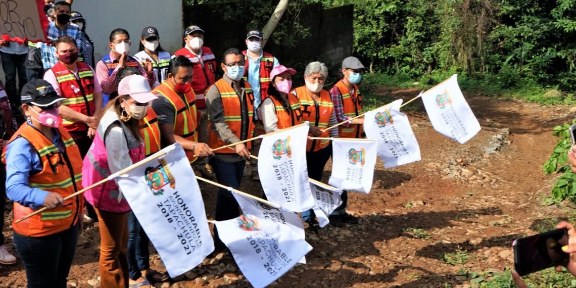 INICIAN MAGNA OBRA DE PAVIMENTACIÓN PARA BENEFICIAR A SIETE COLONIAS DEL NORTE-ORIENTE DE TAPACHULA