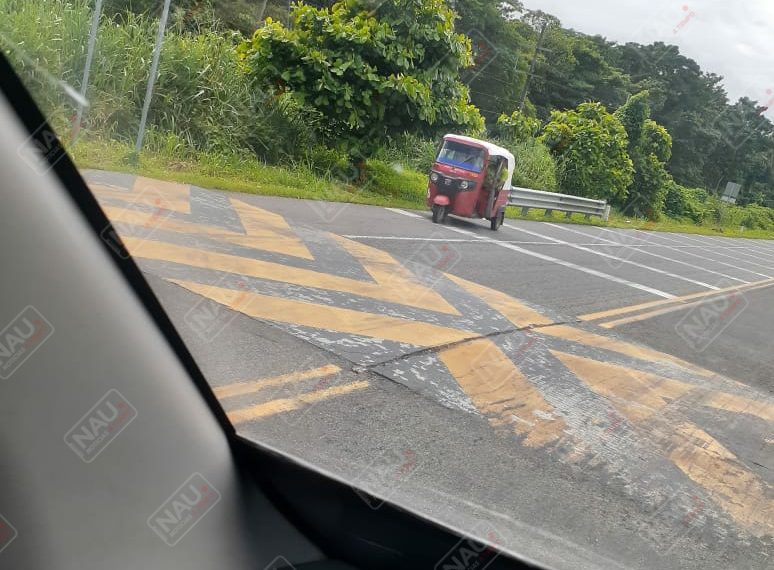 Moto taxis y tuc tuc se apoderan de vías federales ante omisión de la Policía Federal