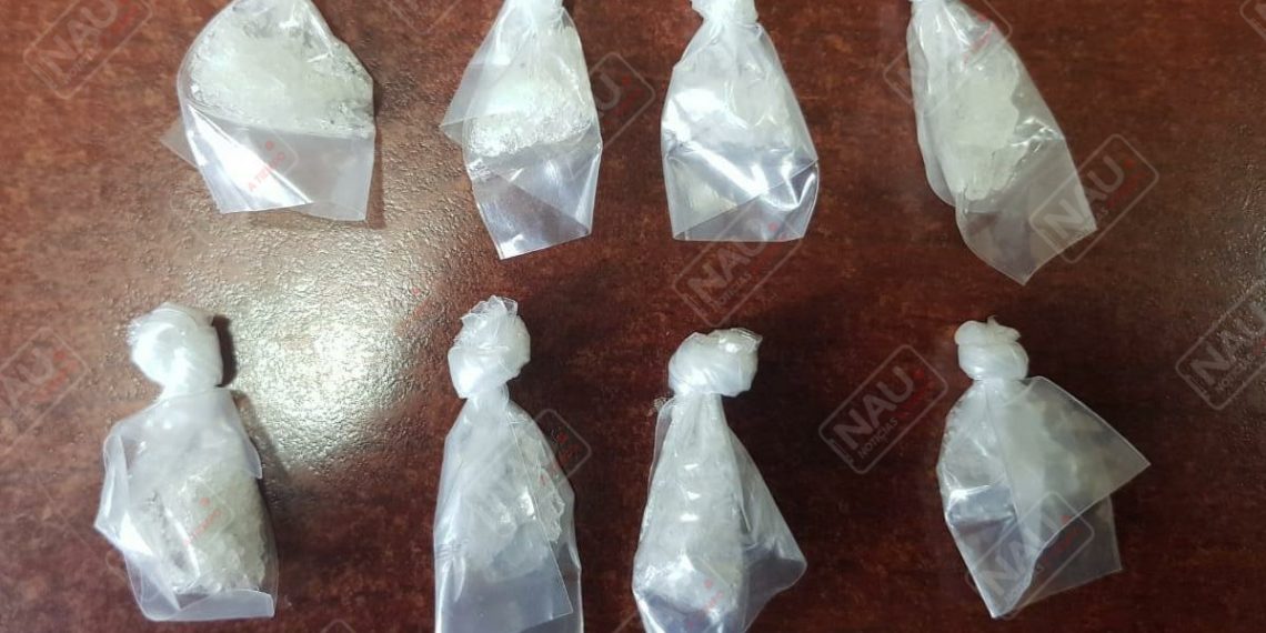 Dos detenidos con piedras crack