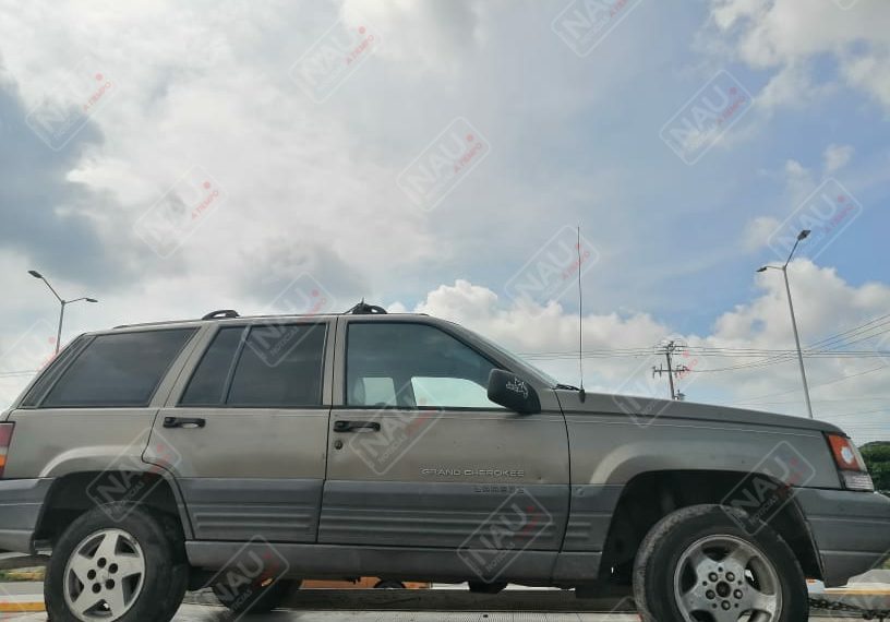 Localizan vehículo en el que se dio a la fuga el presunto asesino