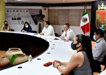 Ética y honestidad pide Brito a personal del Registro Civil