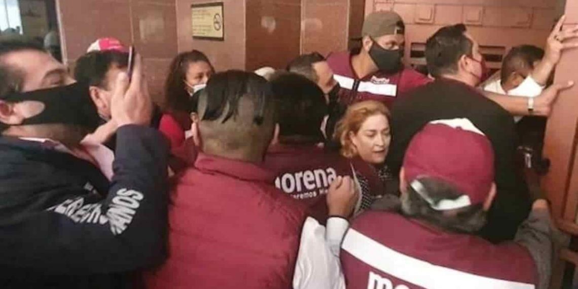 Mario Delgado y sus alianzas