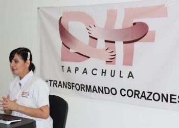DIF TAPACHULA Y CIJ IMPARTEN CONFERENCIA PARA EVITAR LA VIOLENCIA CONTRA LAS MUJERES