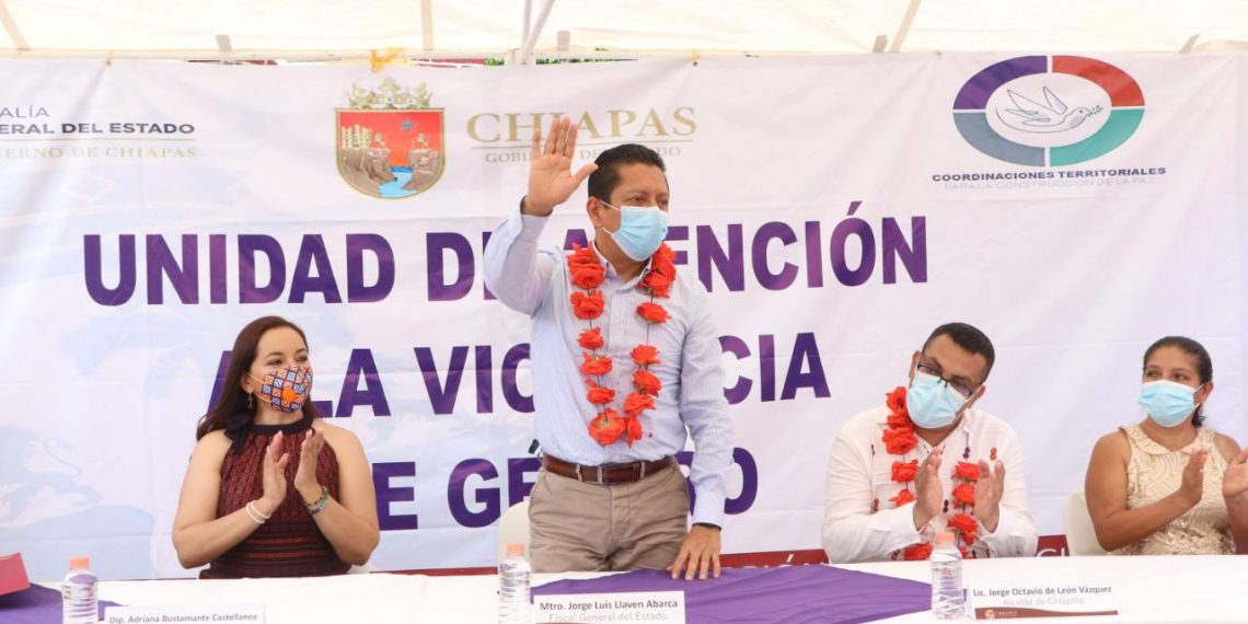 En los municipios la obra más importante es construir la paz y tranquilidad en los hogares: Llaven Abarca