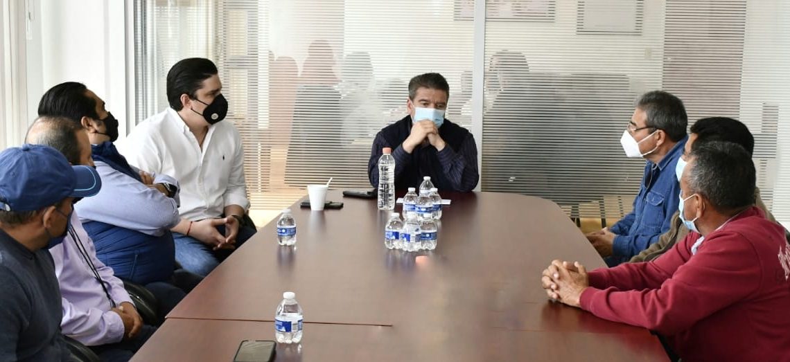 Mantiene Brito trabajo conjunto y diálogo con organizaciones transportistas