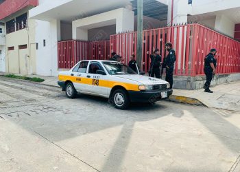 A parte que le pagaron con un billete falso, fue golpeada