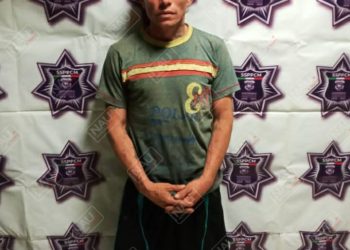 Detienen a tres sujetos tras asaltar a un parroquiano