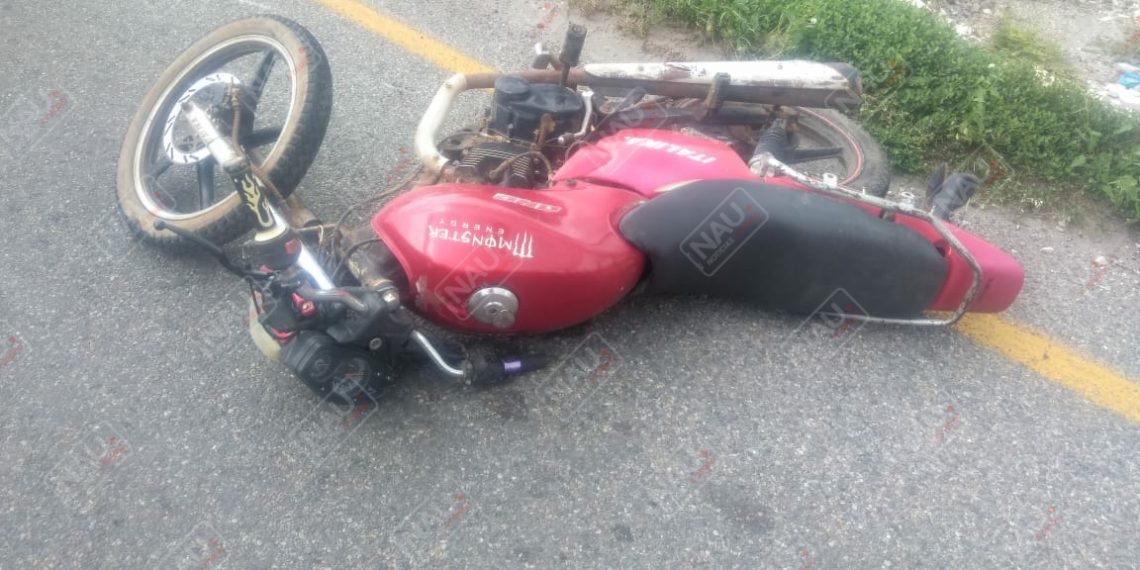 Motociclista lesionado al ser impactado por un vehículo