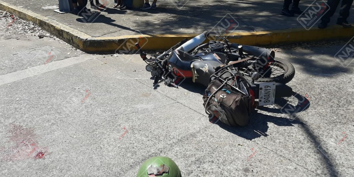 Murió en la calle de un paro cardiaco