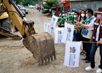 INICIA CONSTRUCCIÓN DE OBRA CARRETERA QUE BENEFICIA A 17 COLONIAS DEL NOR-ORIENTE DE TAPACHULA