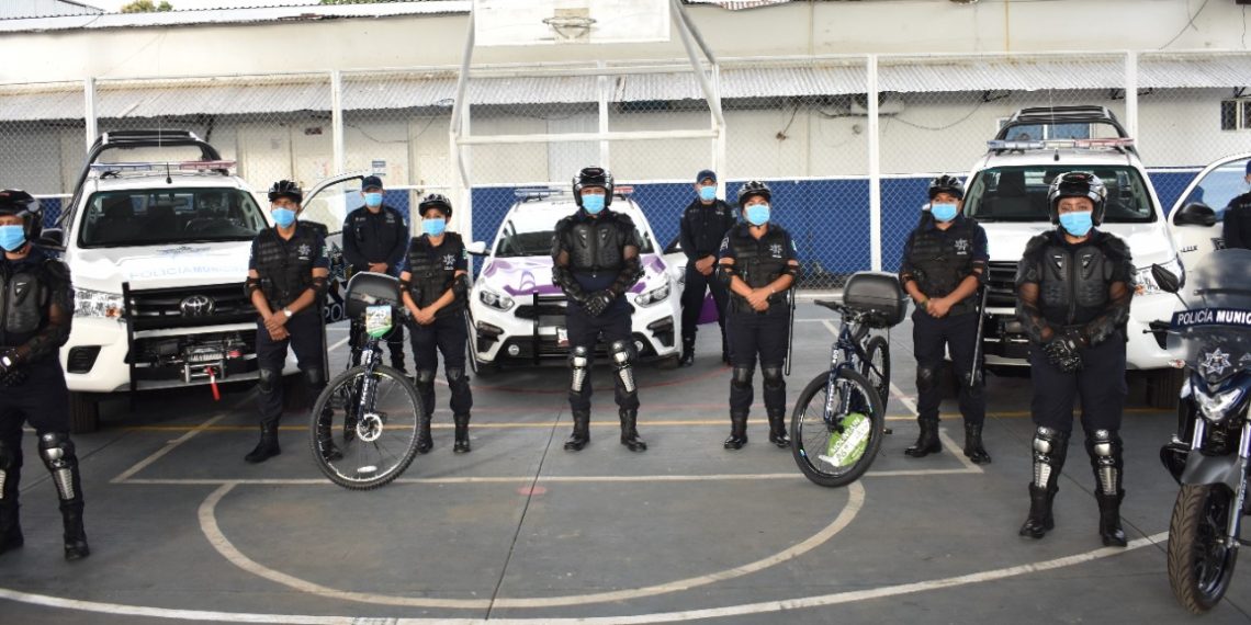 AYUNTAMIENTO DE TAPACHULA ENTREGA EQUIPAMIENTO A ELEMENTOS DE SEGURIDAD PÚBLICA MUNICIPAL