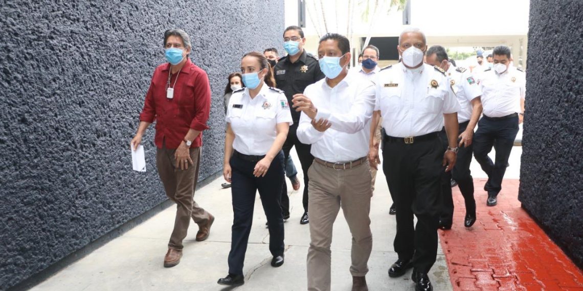 Las policías municipales son la base de la seguridad de Chiapas: Llaven Abarca