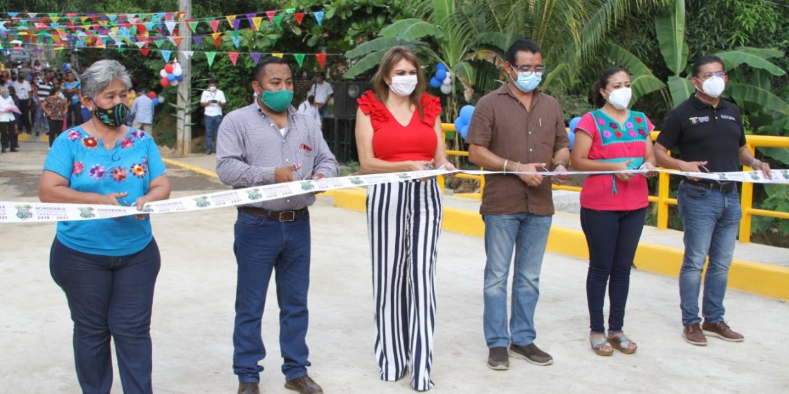 AYUNTAMIENTO DE TAPACHULA CONSTRUYÓ PUENTE VEHICULAR EN VALLE HERMOSO