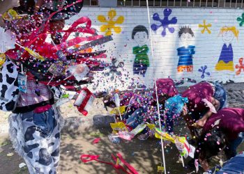 CON ESPECTÁCULO NAVIDEÑO FESTEJARON A NIÑOS Y NIÑAS DEL DIF TAPACHULA