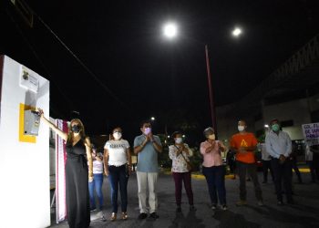 AYUNTAMIENTO REHABILITA ALUMBRADO EN COLONIAS AL SUR DE TAPACHULA