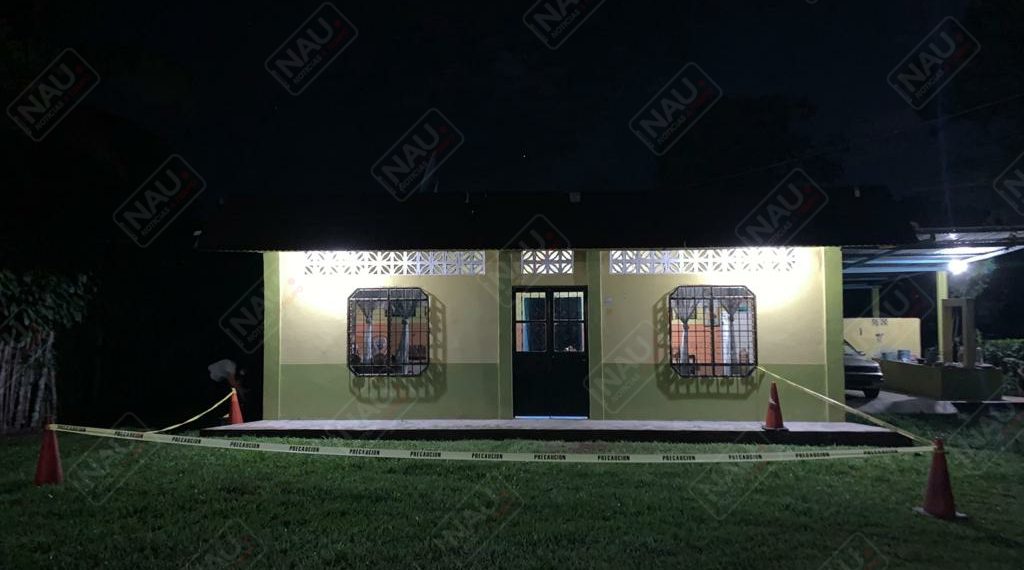 DETIENEN A DOS POR ROBO A COMERCIO EN EL CENTRO DE TAPACHULA