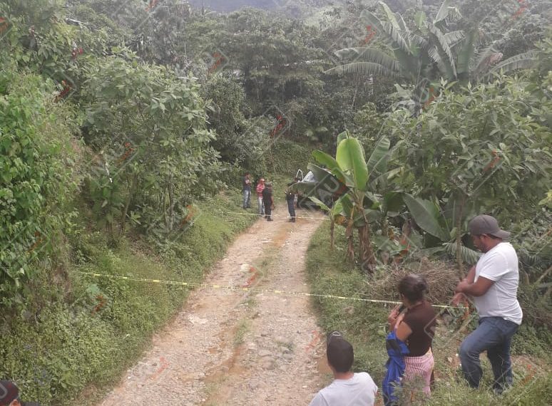 Localizan feto de 7 meses de gestación en un barranco en la zona alta de Cacahoatán