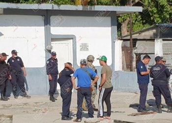 Tiene tres días de muerto