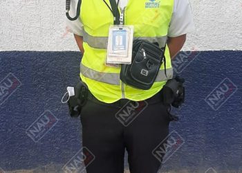 Detiene a sujeto que escandalizaba en el Estacionamiento de Plaza Cristal