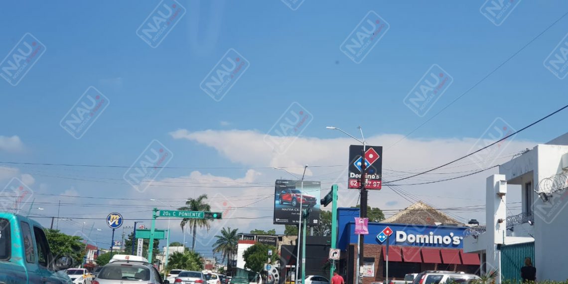 Meseros y seguridad golpean a cliente