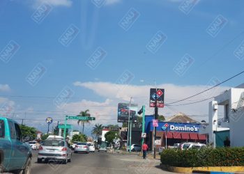 Meseros y seguridad golpean a cliente