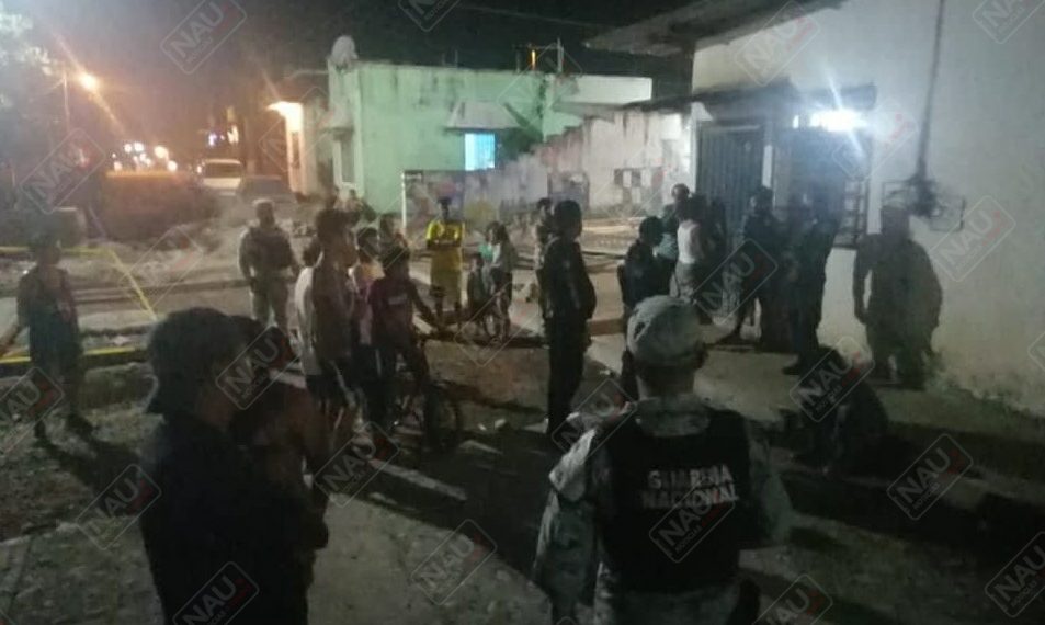 Casi le quitan el ojo de un machetazo