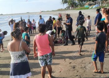 Ola jala a dos menores que jugaban a la orilla de la playa San Benito