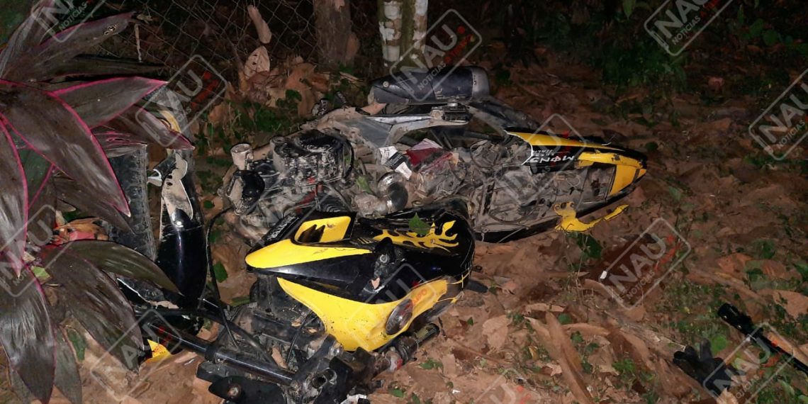 Dos lesionados al derrapar motocicleta