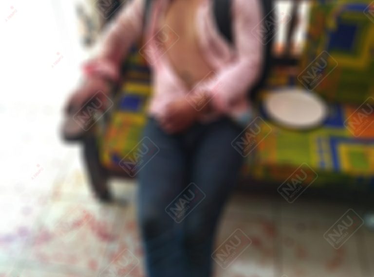 Anfitrión golpeó a sus invitados y los dejó bajo llave