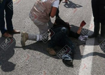 Dos personas lesionadas en motocicleta