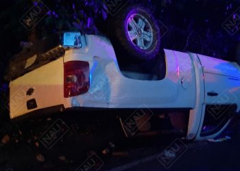 Cheyene Con Las Llantas Hacia Arriba