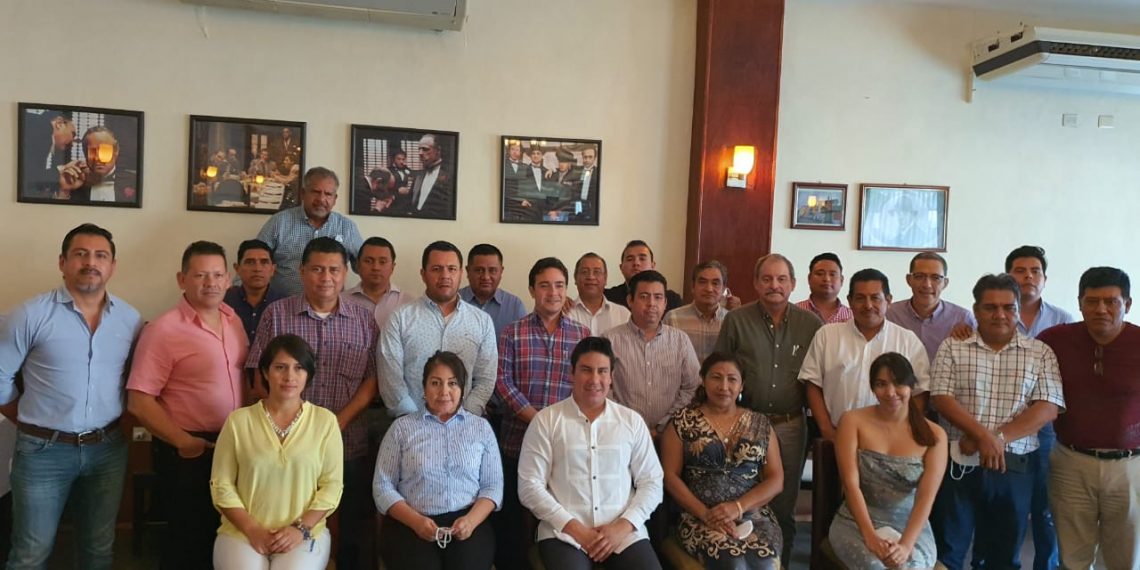 Cierran empresas constructoras por COVID 19