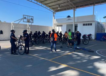 POLICLETOS DE TAPACHULA RECIBEN CAPACITACIÓN PARA MEJORAMIENTO DE USO DE LA BICICLETA