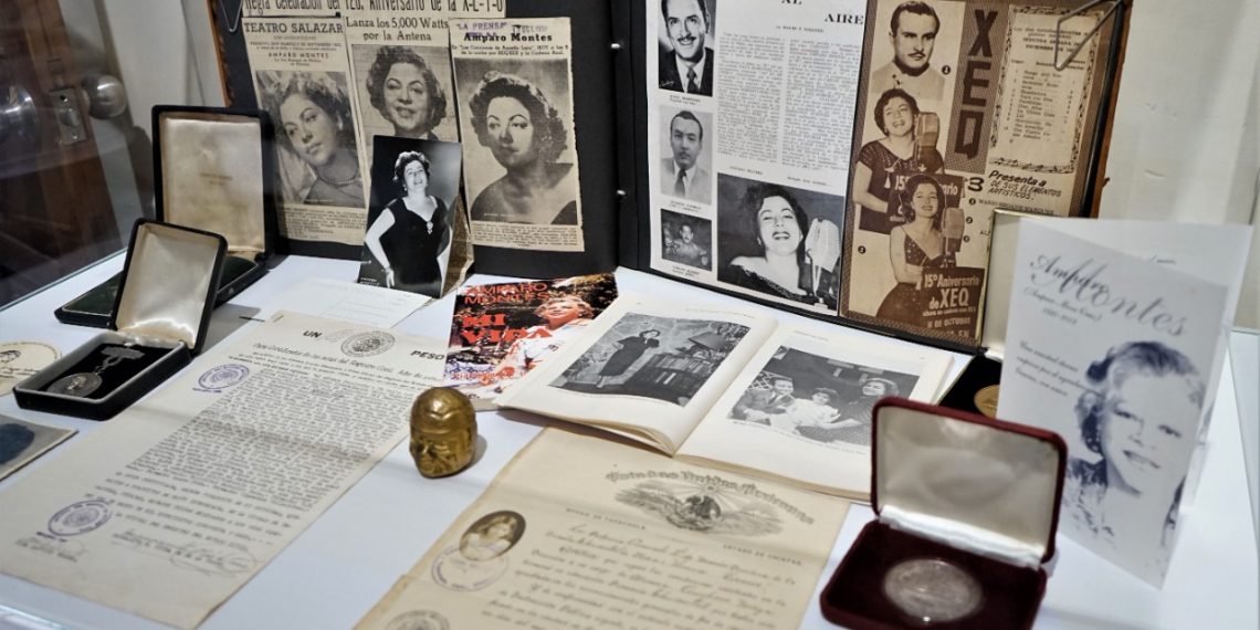 CONMEMORA AYUNTAMIENTO DE TAPACHULA 19º ANIVERSARIO LUCTUOSO AMPARO MONTES